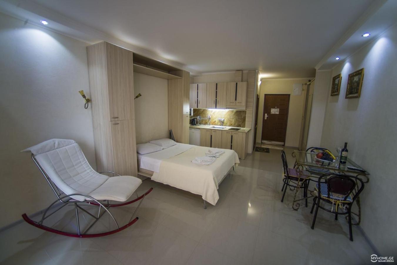 Batumi Royal Apartments Exterior photo