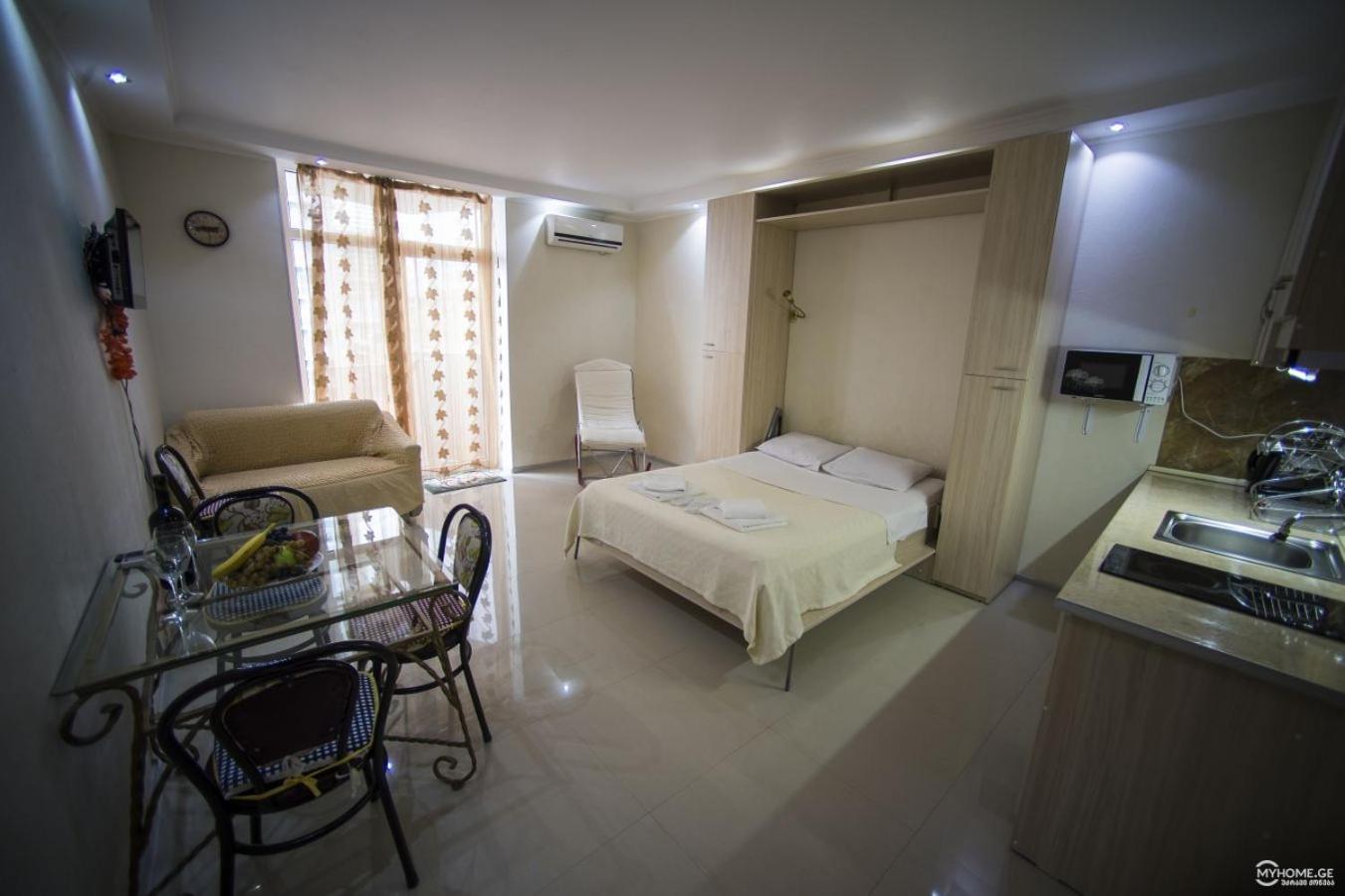 Batumi Royal Apartments Exterior photo