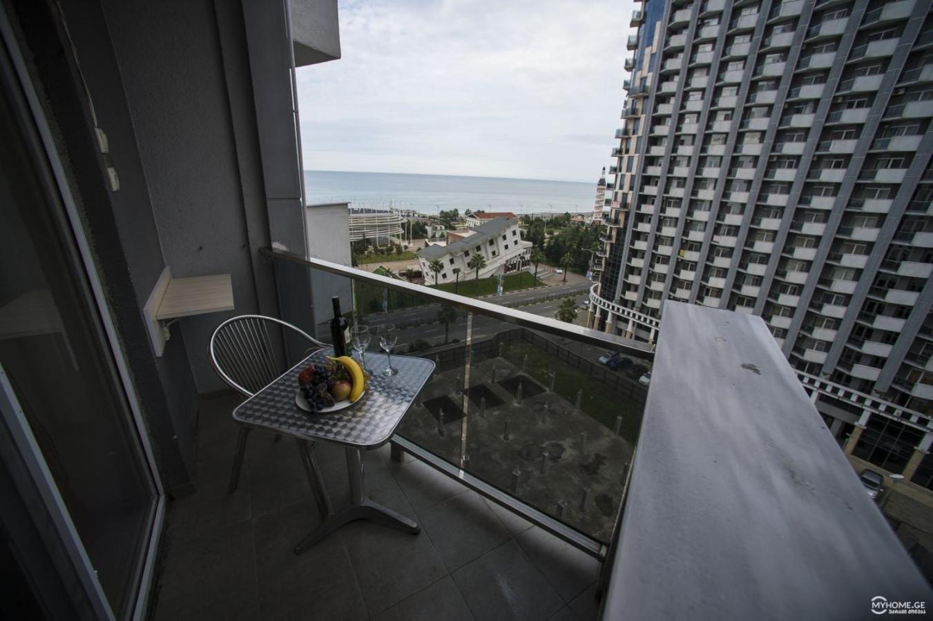 Batumi Royal Apartments Exterior photo